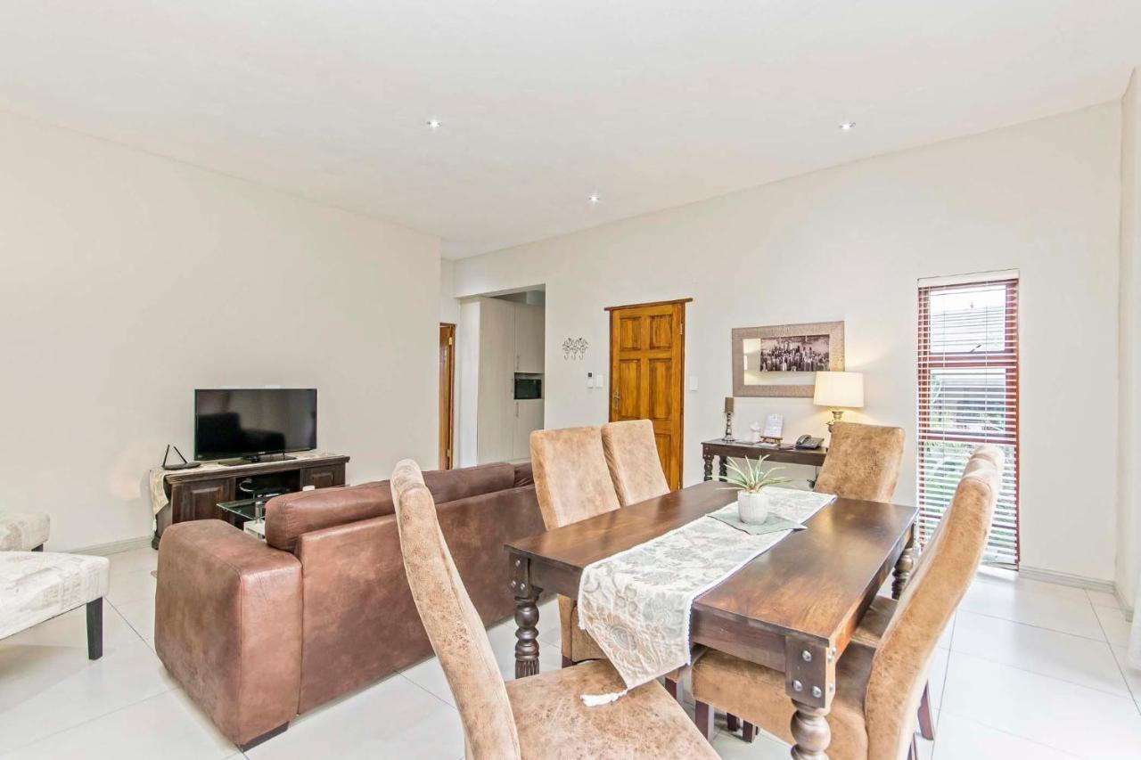 Dunton Guest House جوهانسبورغ المظهر الخارجي الصورة