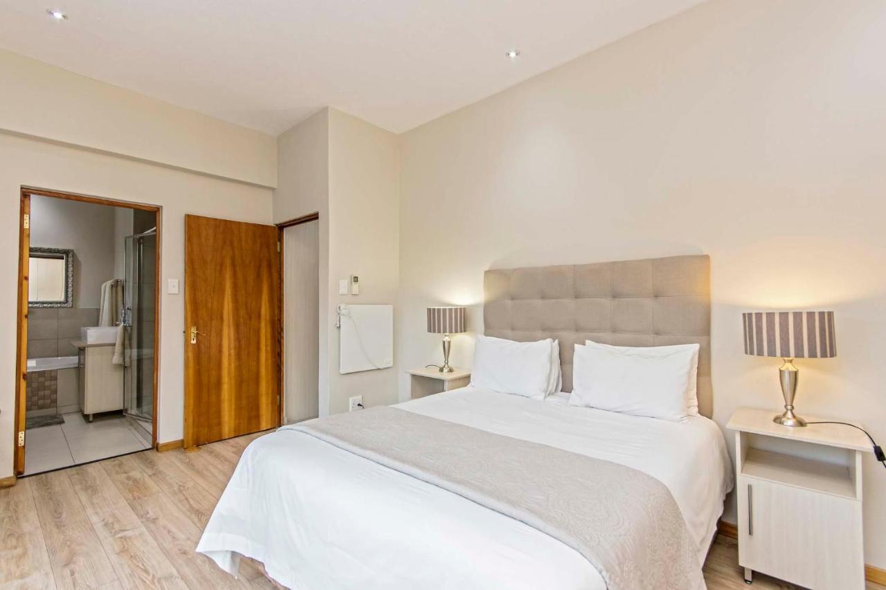 Dunton Guest House جوهانسبورغ المظهر الخارجي الصورة